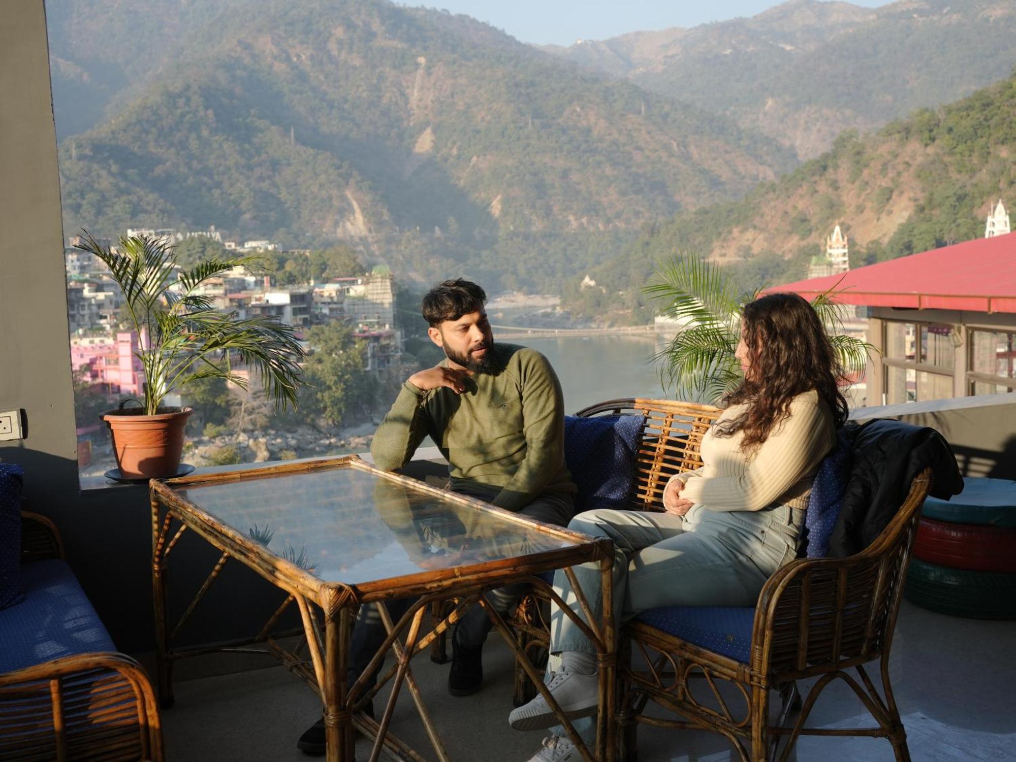 Skyard Rishikesh, Laxman Jhula Vandrarhem Exteriör bild