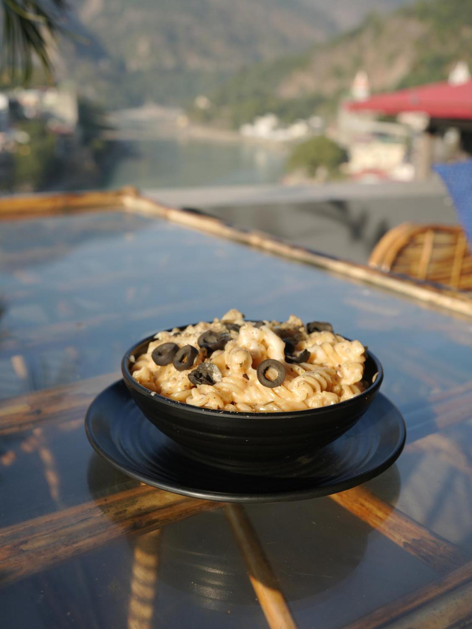 Skyard Rishikesh, Laxman Jhula Vandrarhem Exteriör bild