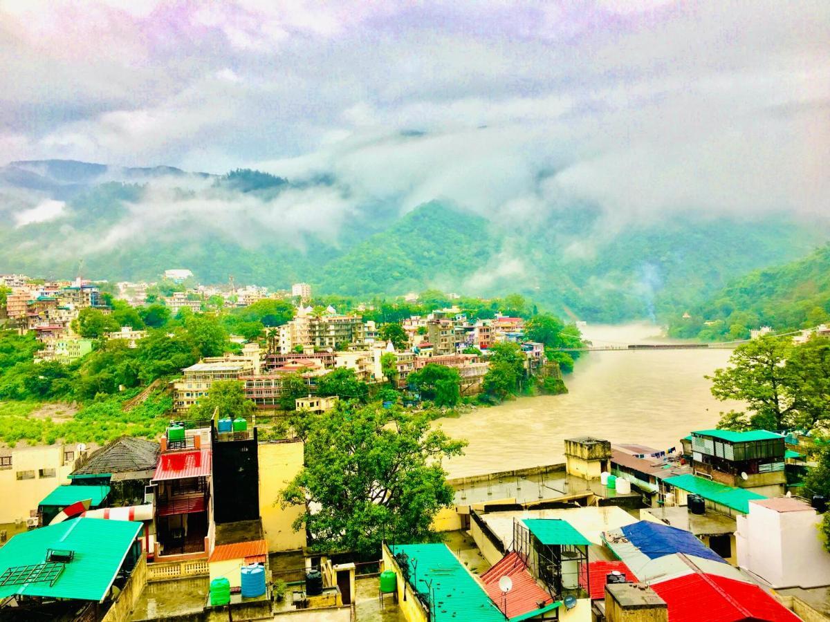 Skyard Rishikesh, Laxman Jhula Vandrarhem Exteriör bild