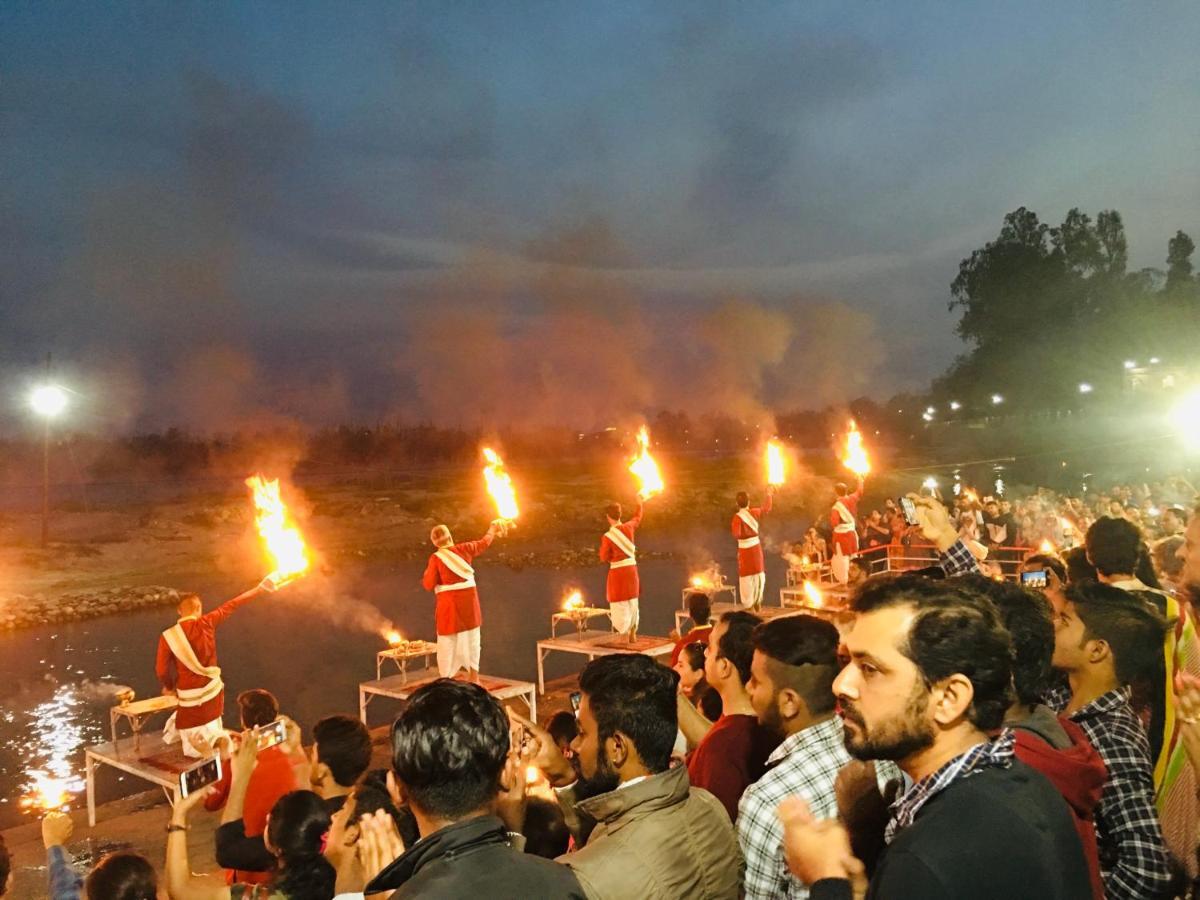 Skyard Rishikesh, Laxman Jhula Vandrarhem Exteriör bild